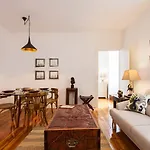 Stylish In Alfama דירה ליסבון