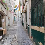 Stylish In Alfama Appartamento *