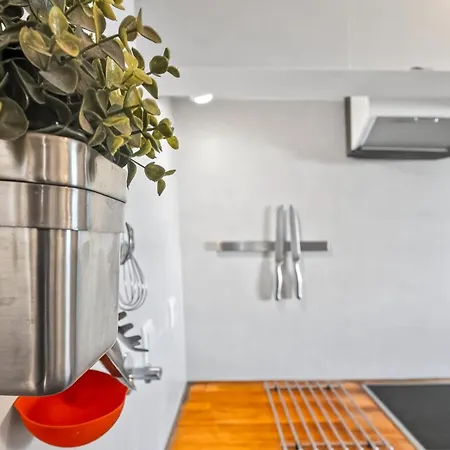 Stylish In Alfama Apartmán